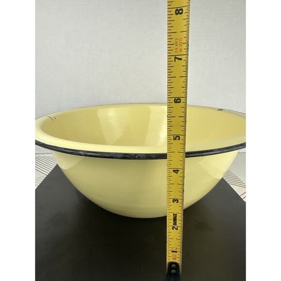 Vintage Enamelware Yellow Bowl Black Rim Farmhouse Country Cookware 12x4.5” - Picture 4 of 6